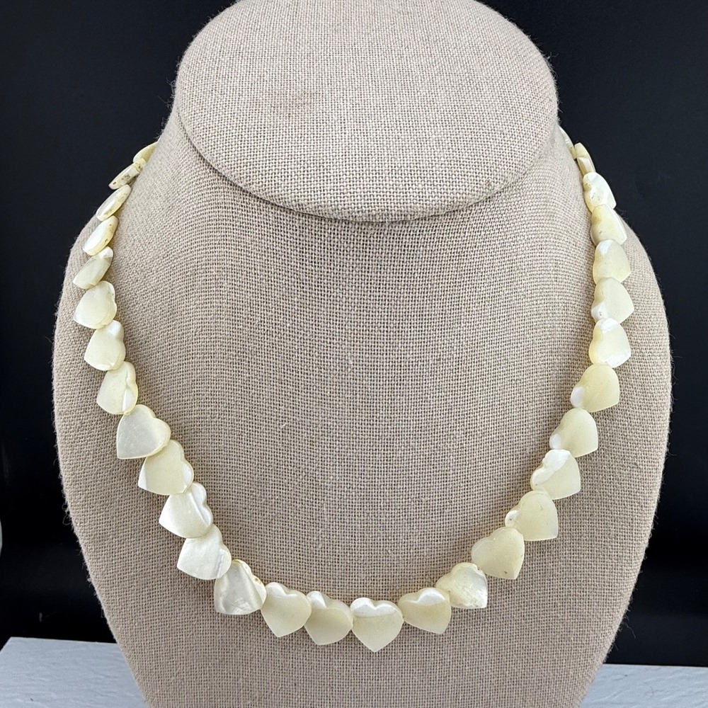 Vintage Estate Mother of Pearl Heart Necklace White Beaded 18 Inch